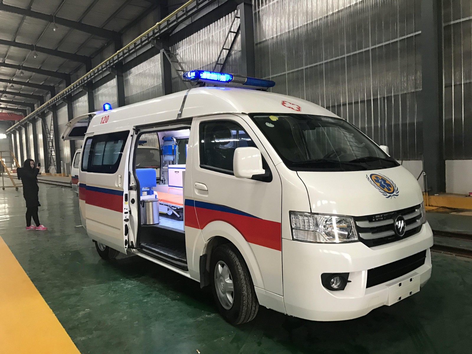 易门县救护车转院